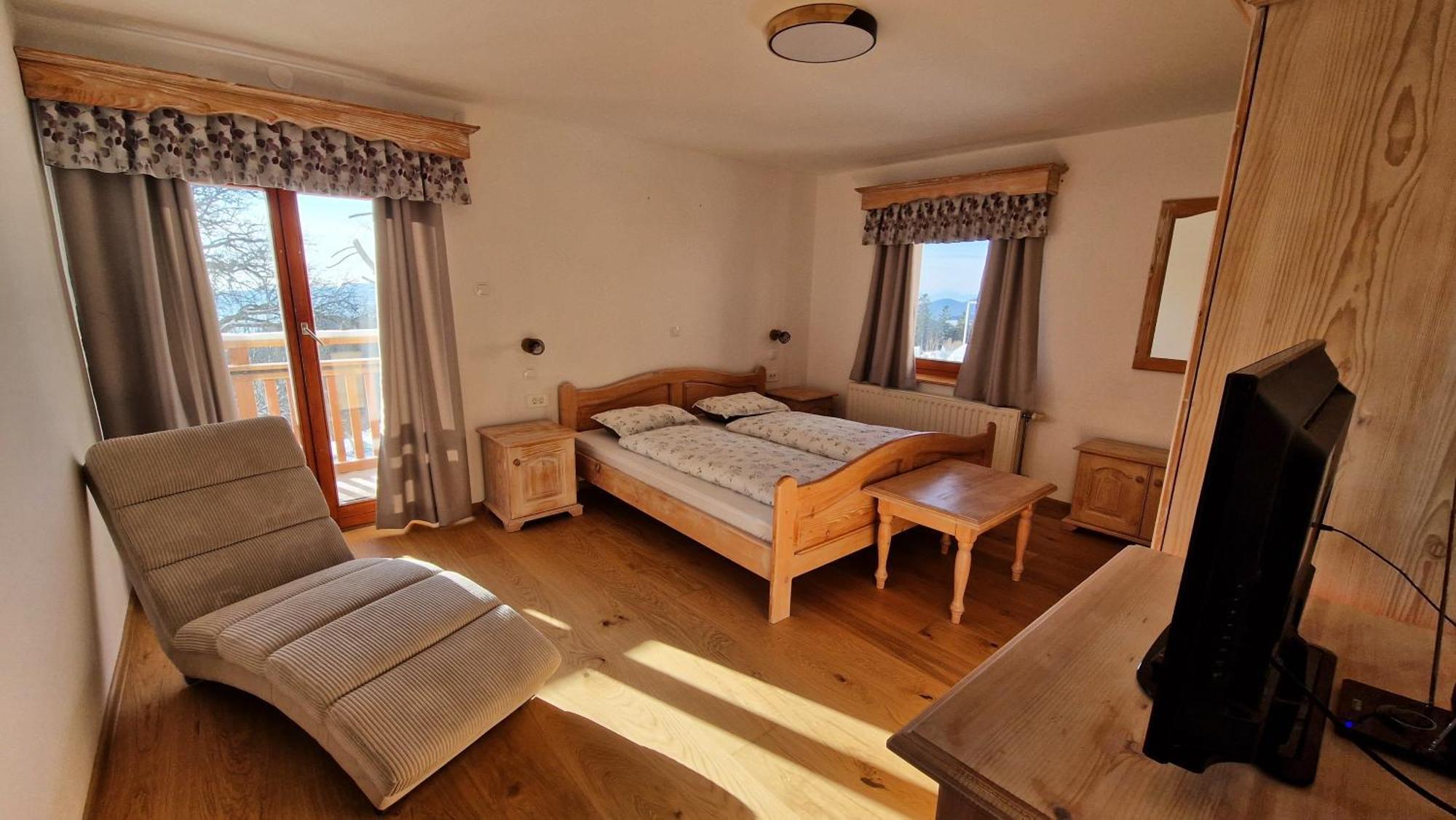 Tourist Farm Gricnik Villa Resnik Bagian luar foto